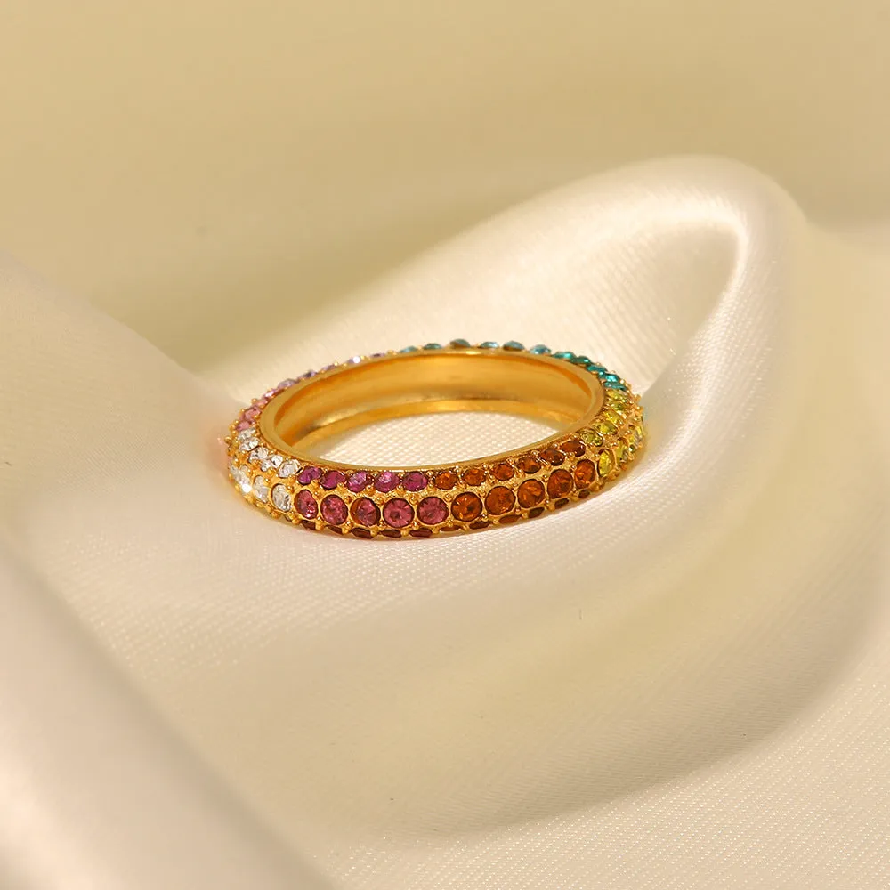 18K Gold Exquisite Fashion Inlaid Color Diamond Versatile Ring