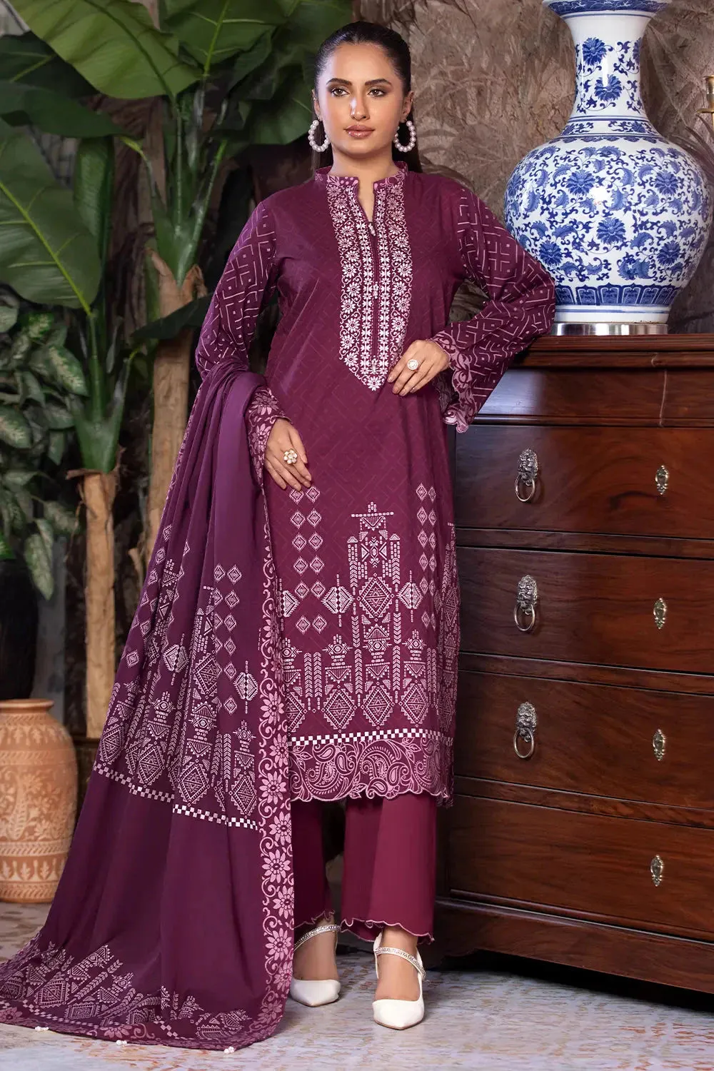 3PC Printed Unstitched Cambric Suit KCC-2852