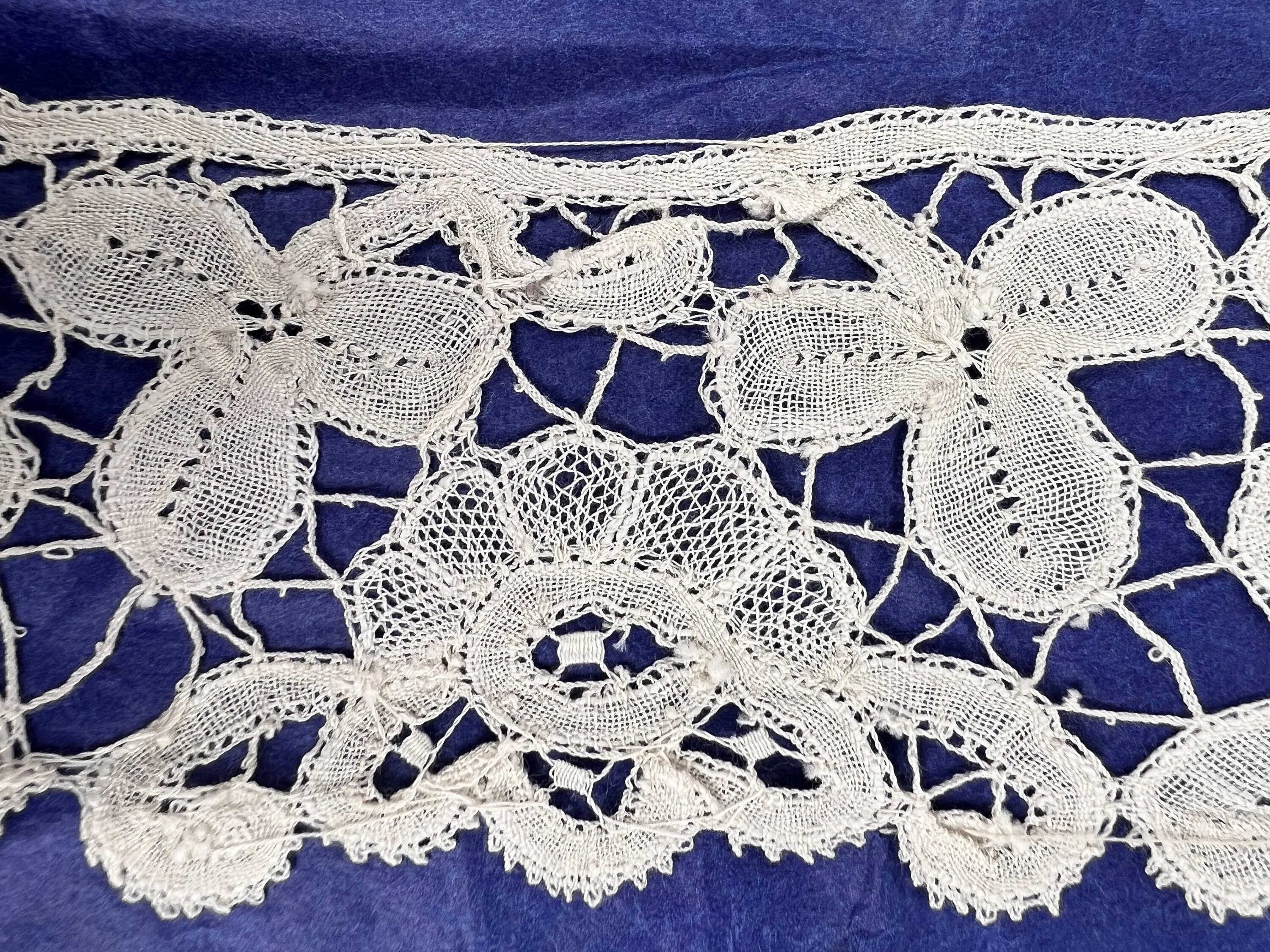 Antique Lace Collar and Cuffs Hand Made Victorian Era