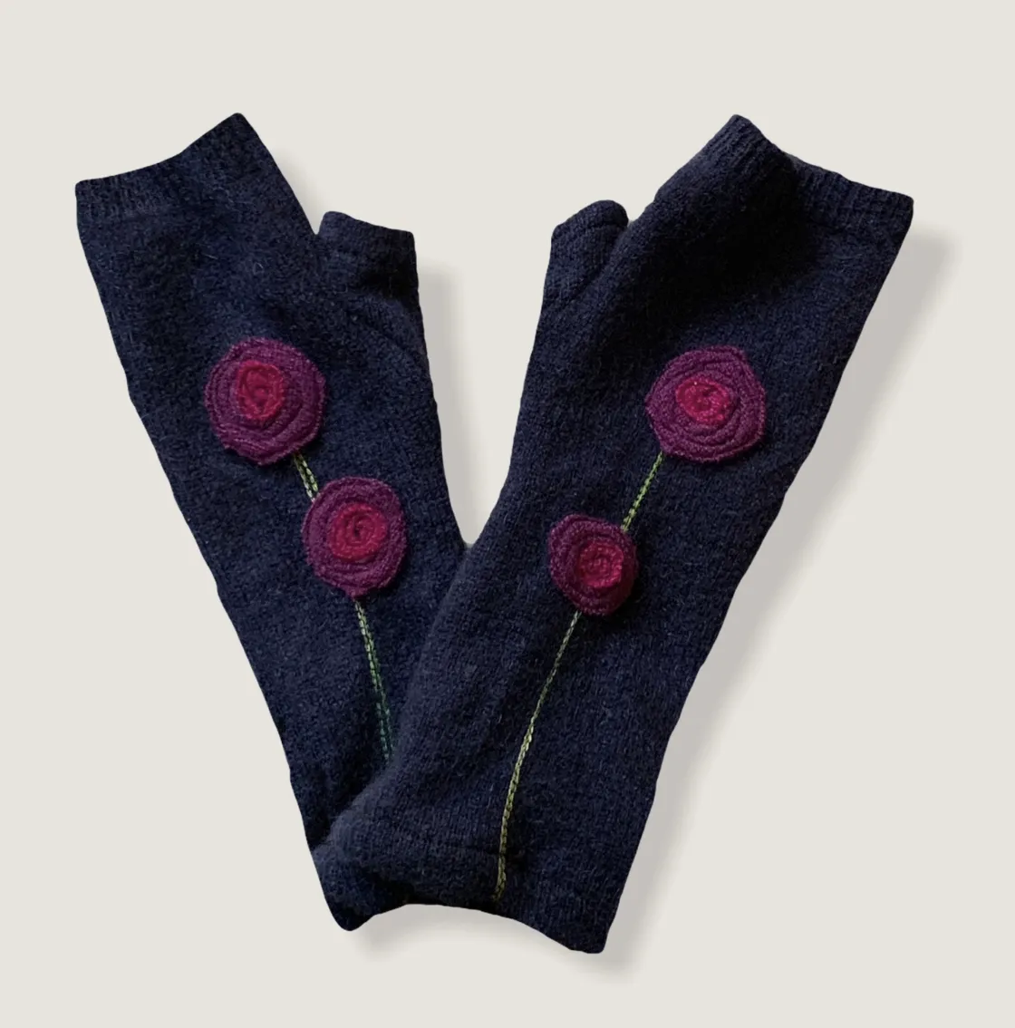 Blooming Rose Navy Cashmere Glove