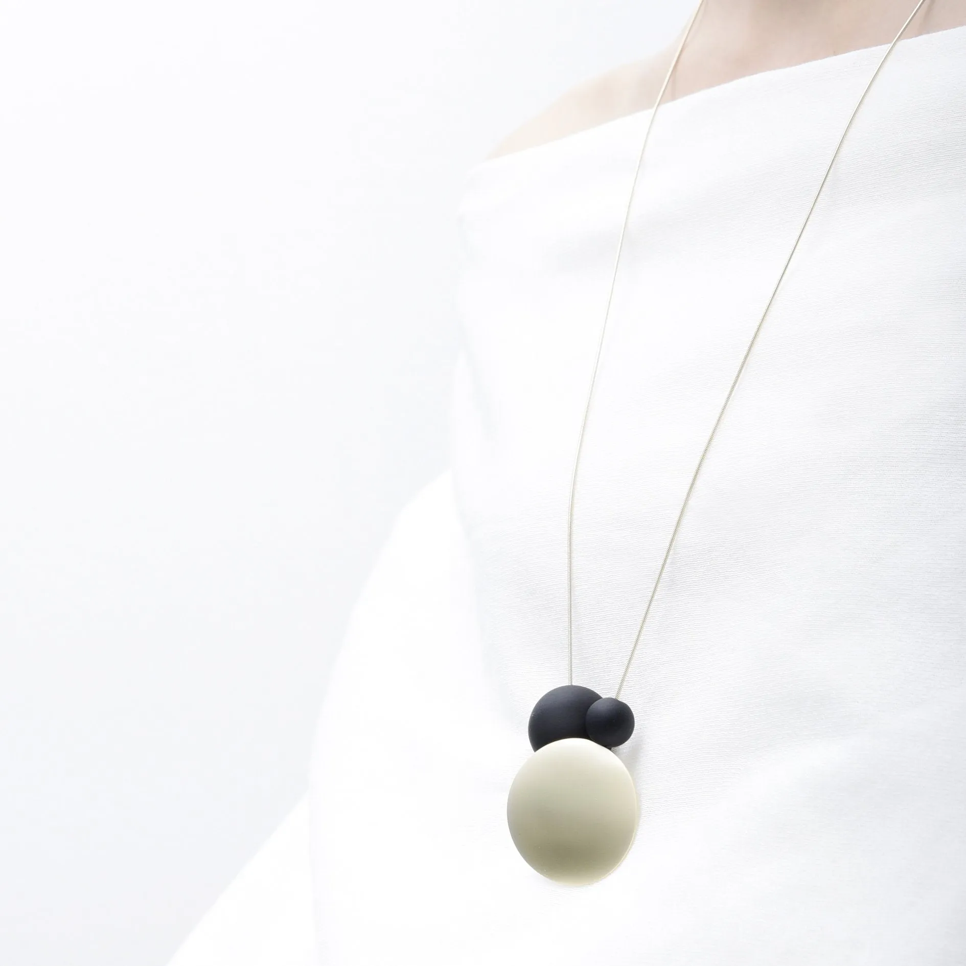 Dot & Orbs Versatile Necklace