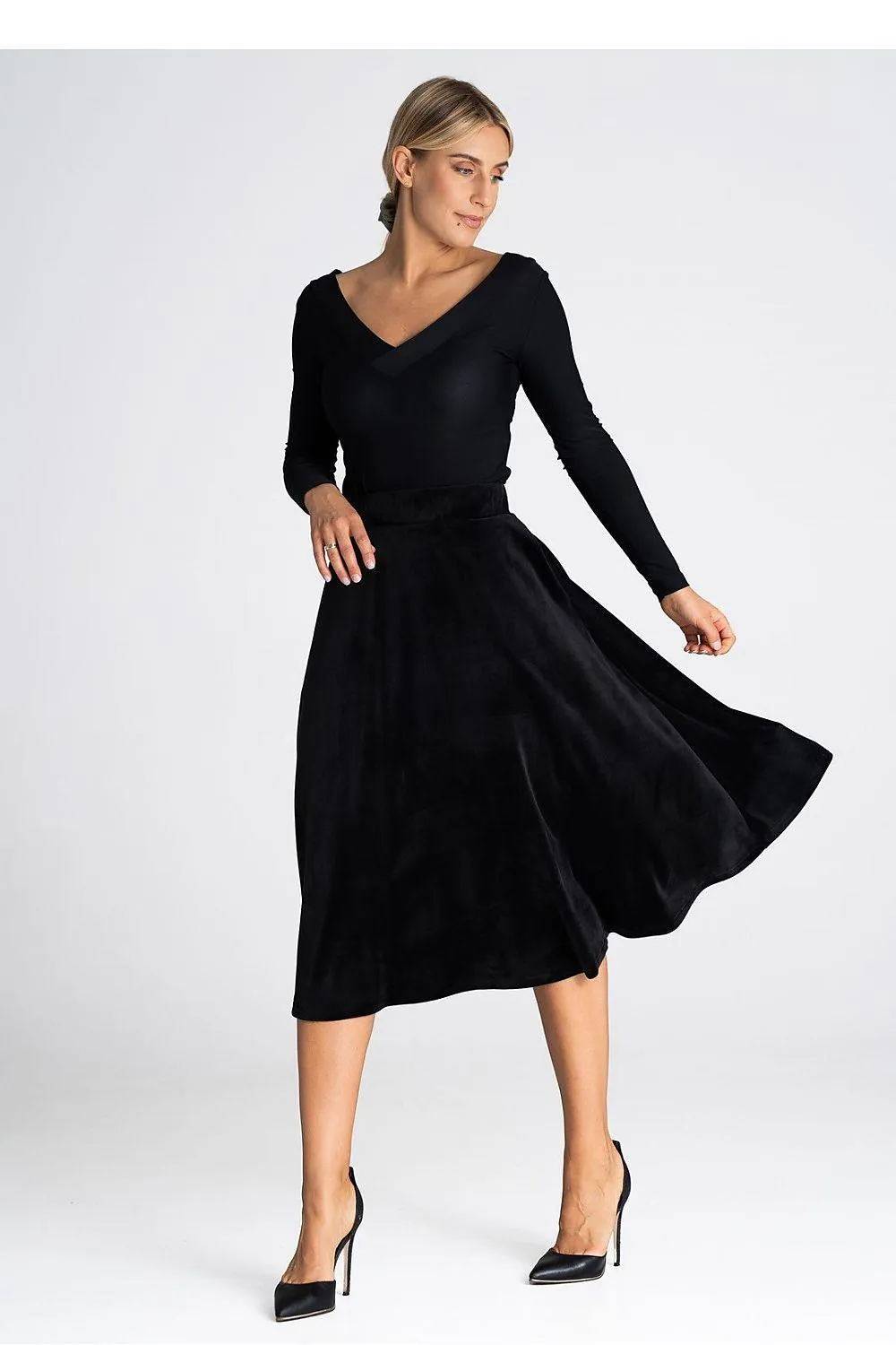 Elegant Flared Midi Skirt with Waist-Enhancing Design