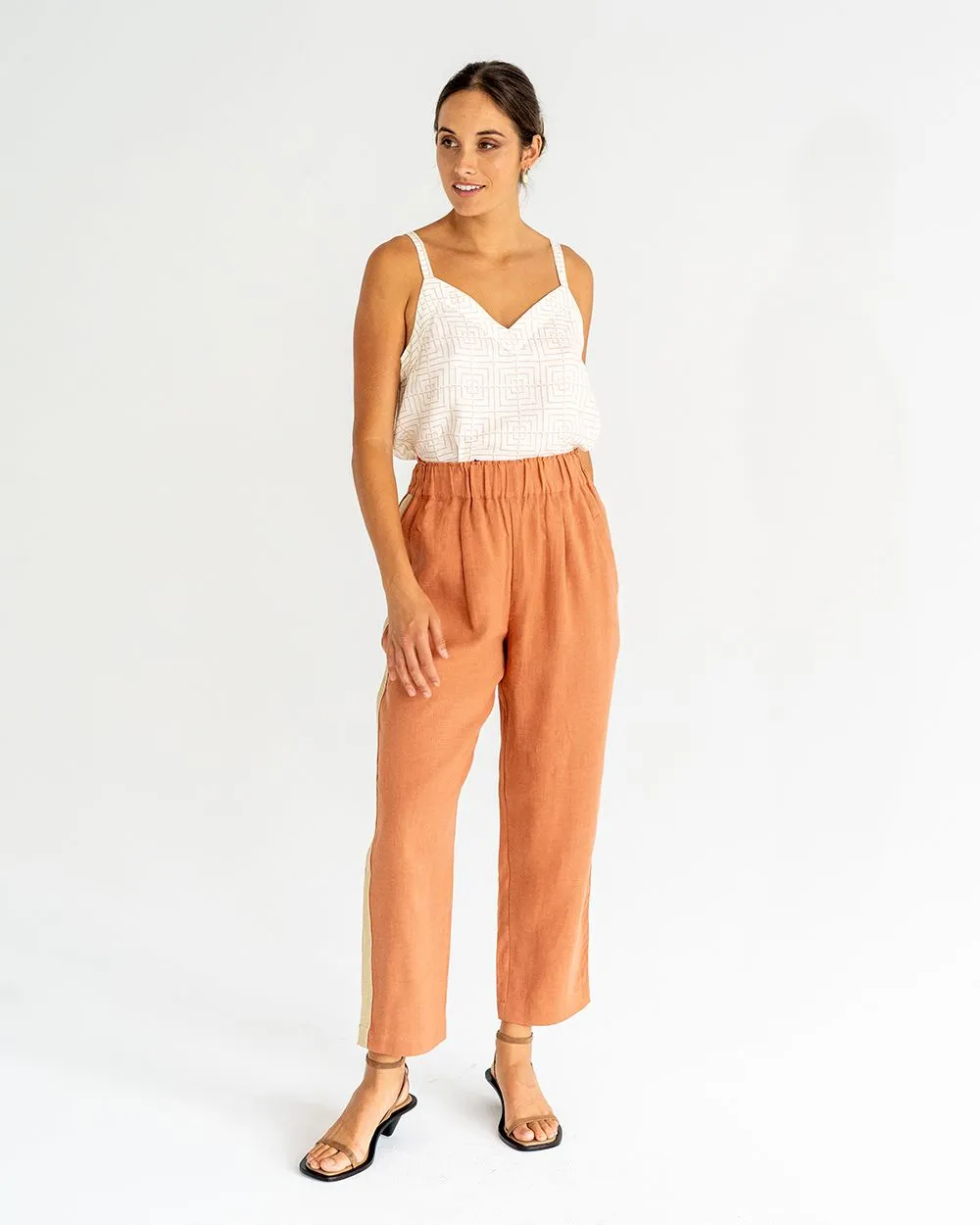 LEAH TAPERED TROUSER | Terracotta