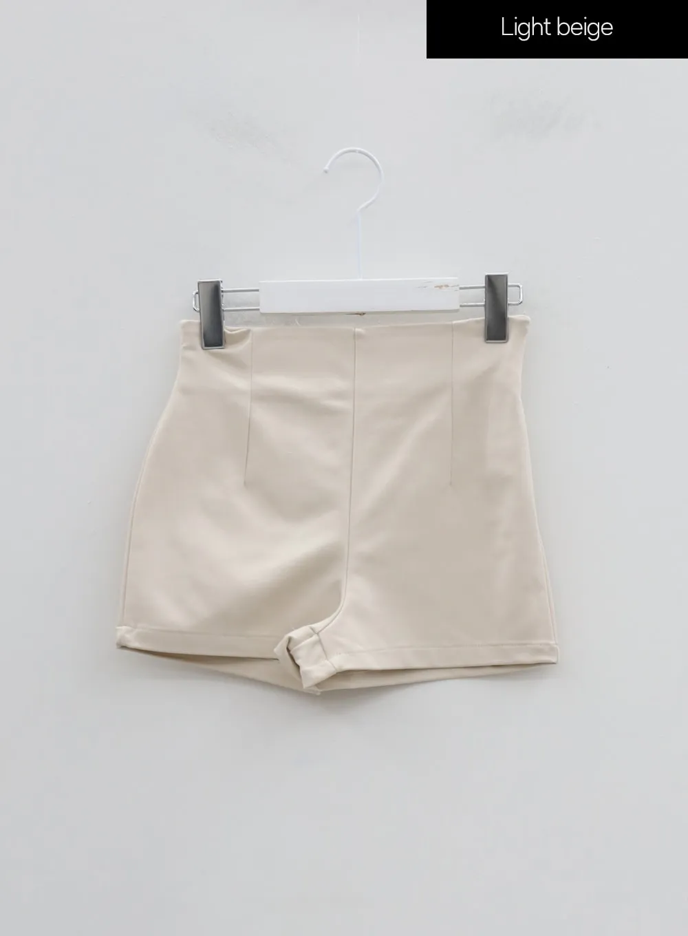 Line High Waist Half Pants IU26