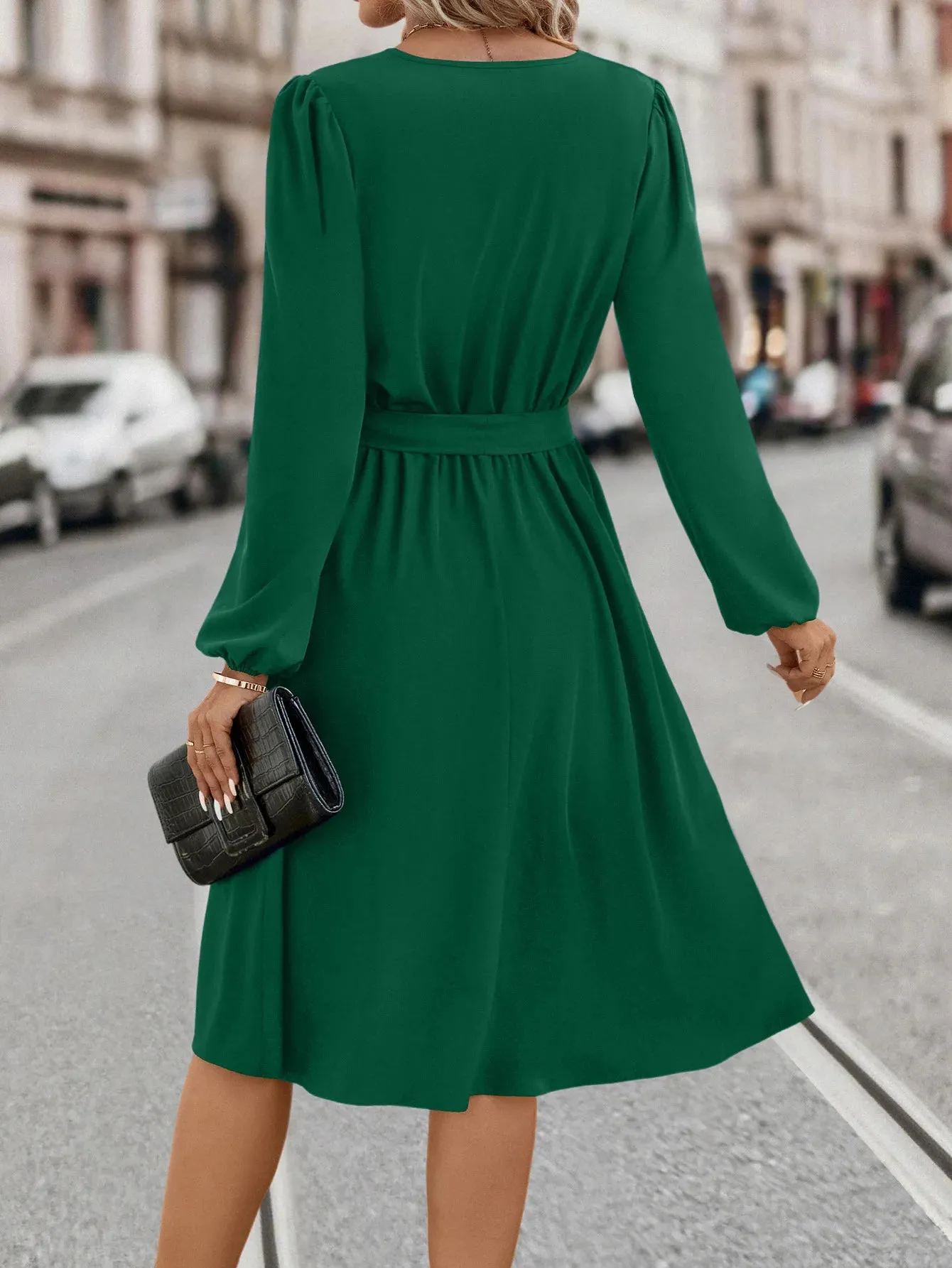 New Autumn And Winter Women's Fashion Long Sleeved Small V-neck Strap Dress Women's Green Elegant Casual Waist Pulling Vestidos