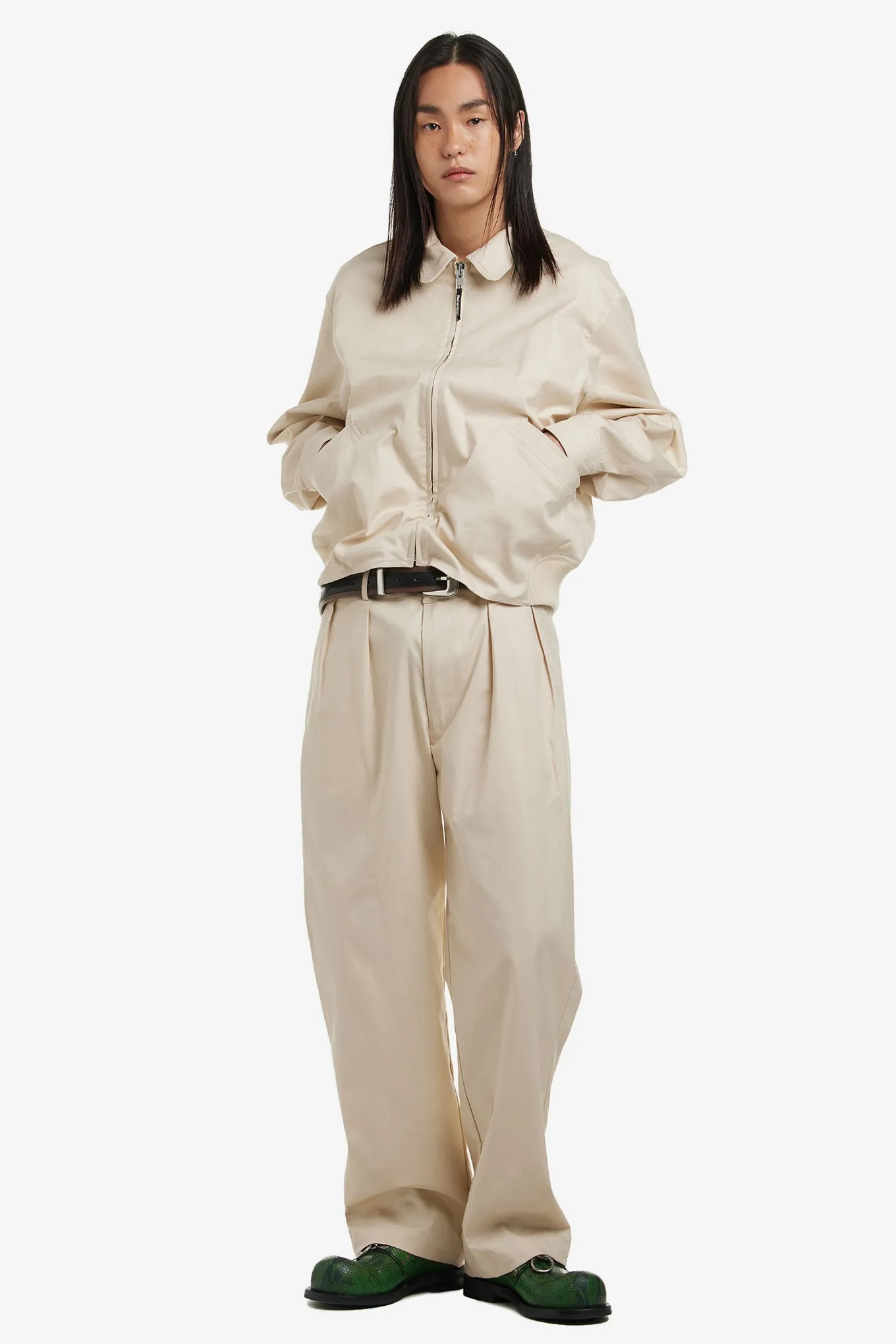 PLEATED CHINOS