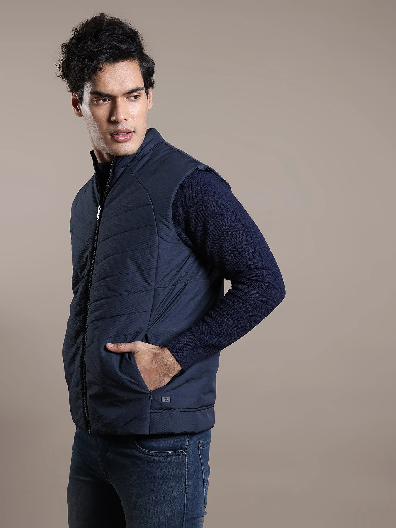 Polyester Navy Blue Plain Regular Fit Sleeve Less Casual Windcheater