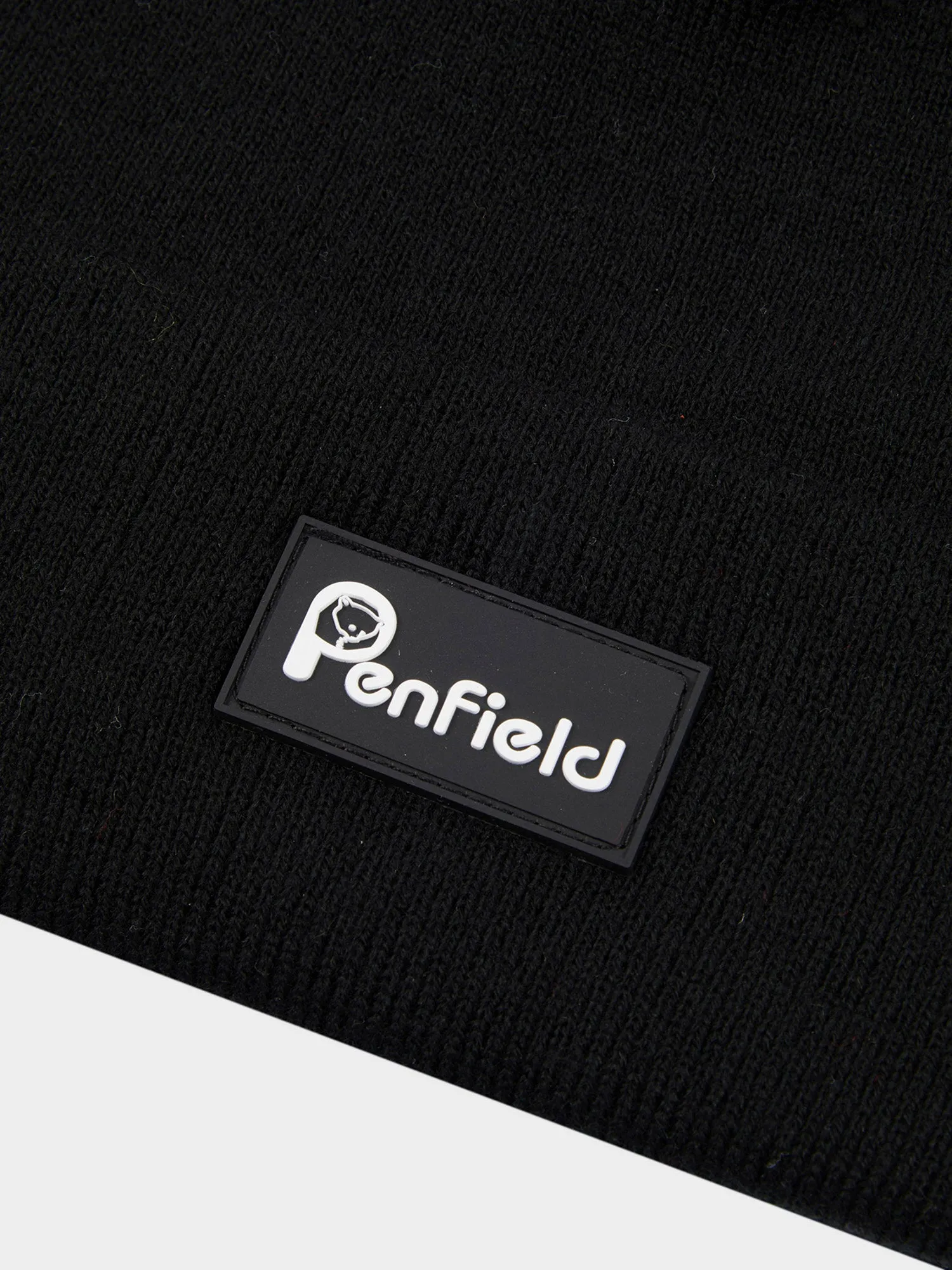 Reverse Badge Beanie in Black