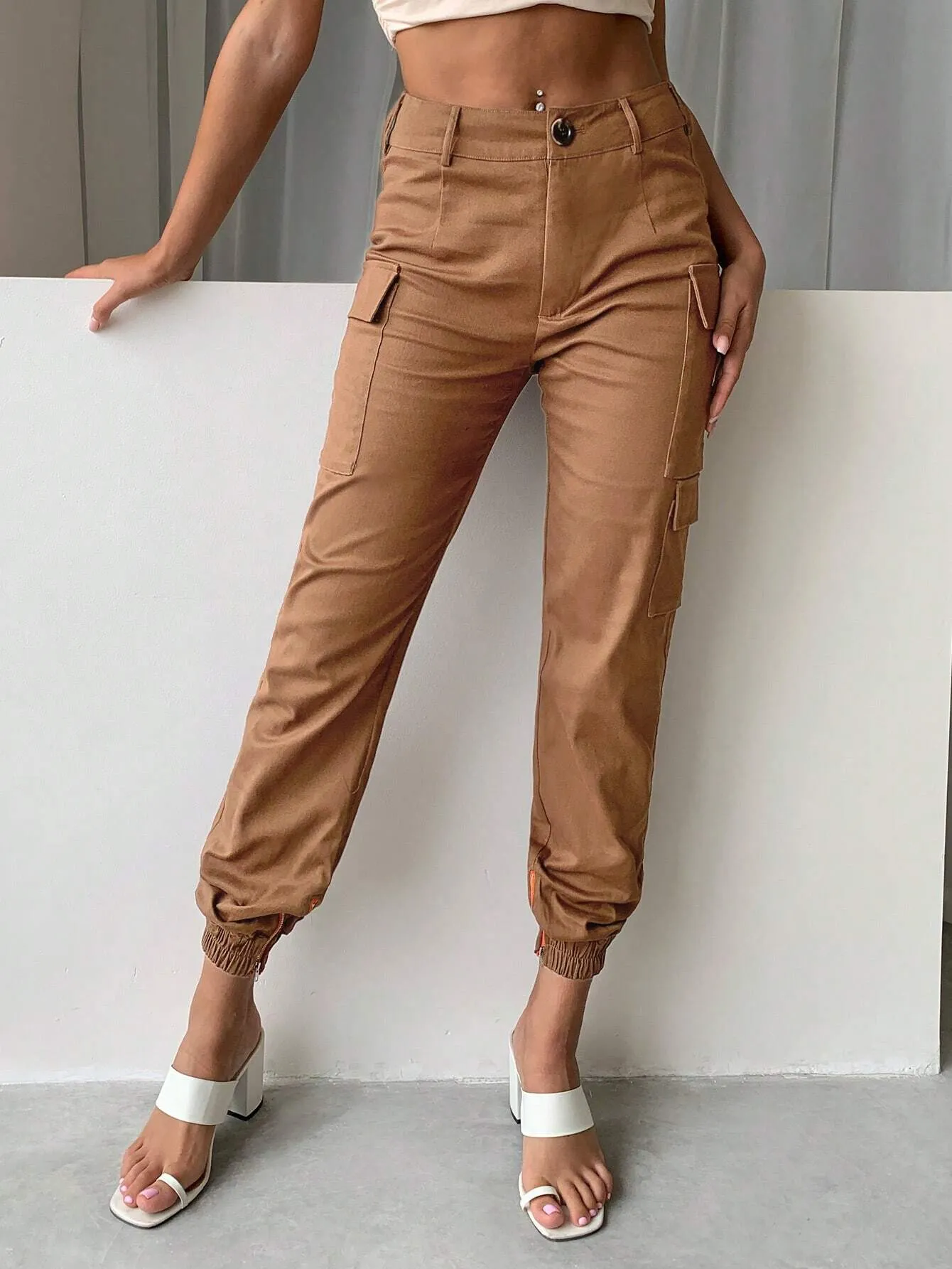 Utility Flap Pocket Cargo Pants