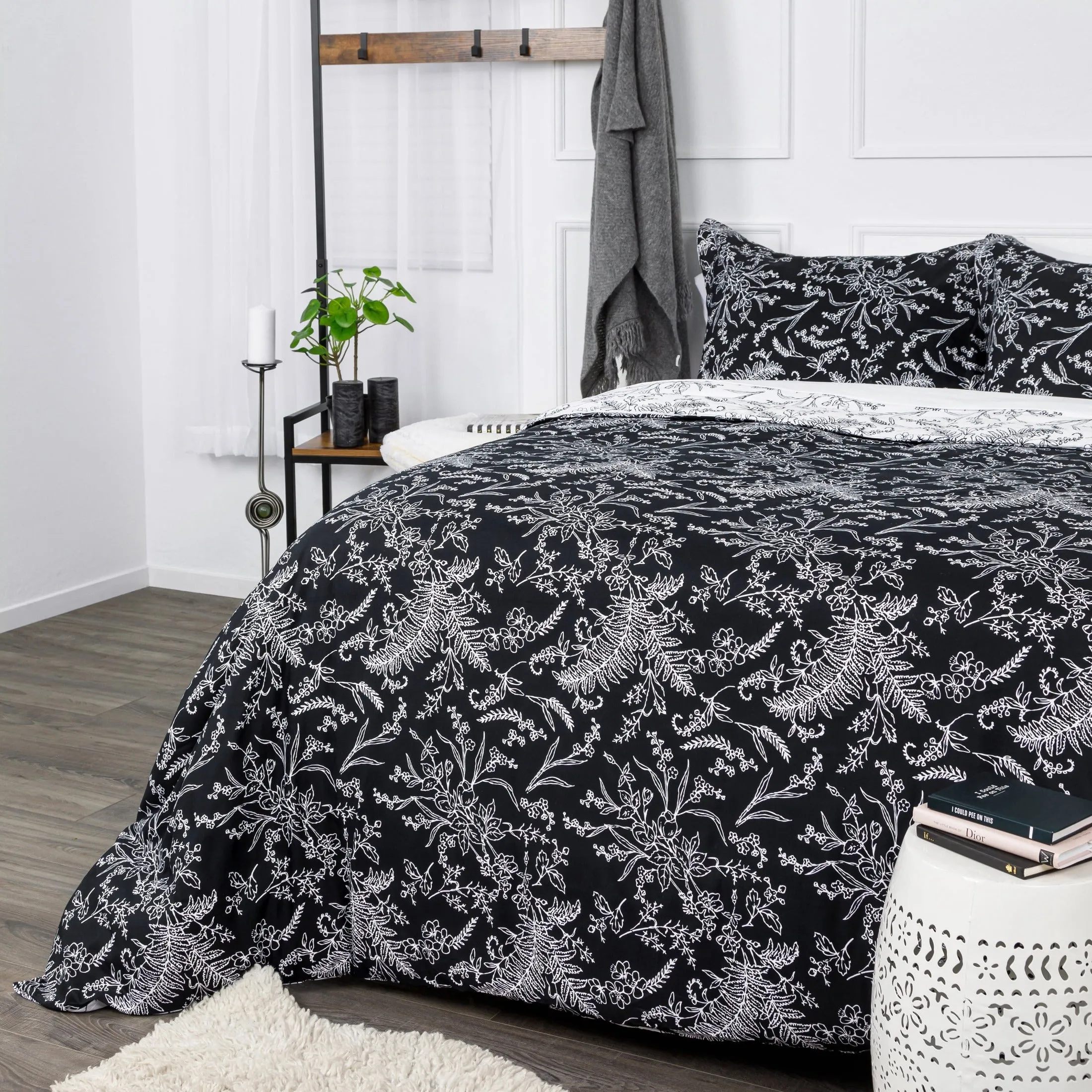 Winter Brush Reversible Comforter Set